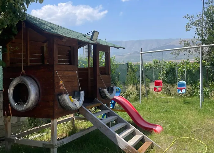 Stone House Berat Dushnik