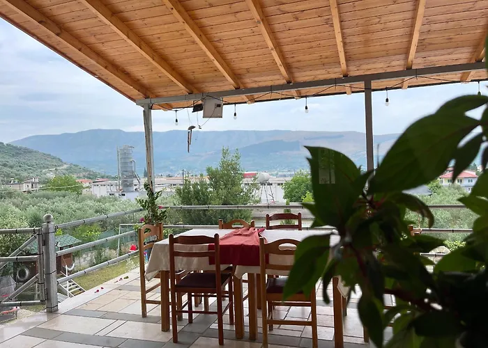 Stone House Berat Apartment