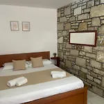 Stone House Berat * Dushnik