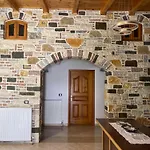 Stone House Berat *