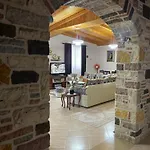 Stone House Berat *