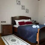 Stone House Berat 아파트 *