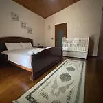 아파트 Stone House Berat