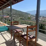 Stone House Berat 아파트 *