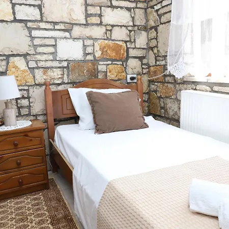 Stone House Berat Apartman Dushnik