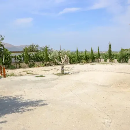 Stone House Berat *