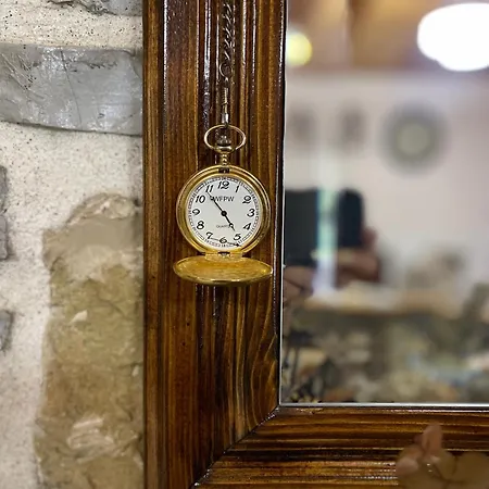 Stone House Berat Apartman Dushnik