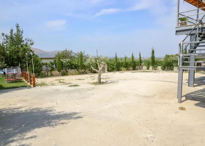 Stone House Berat *